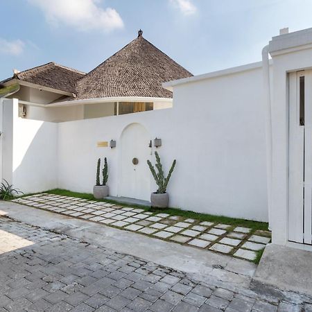 Villa Weiss Berawa Canggu  Ngoại thất bức ảnh