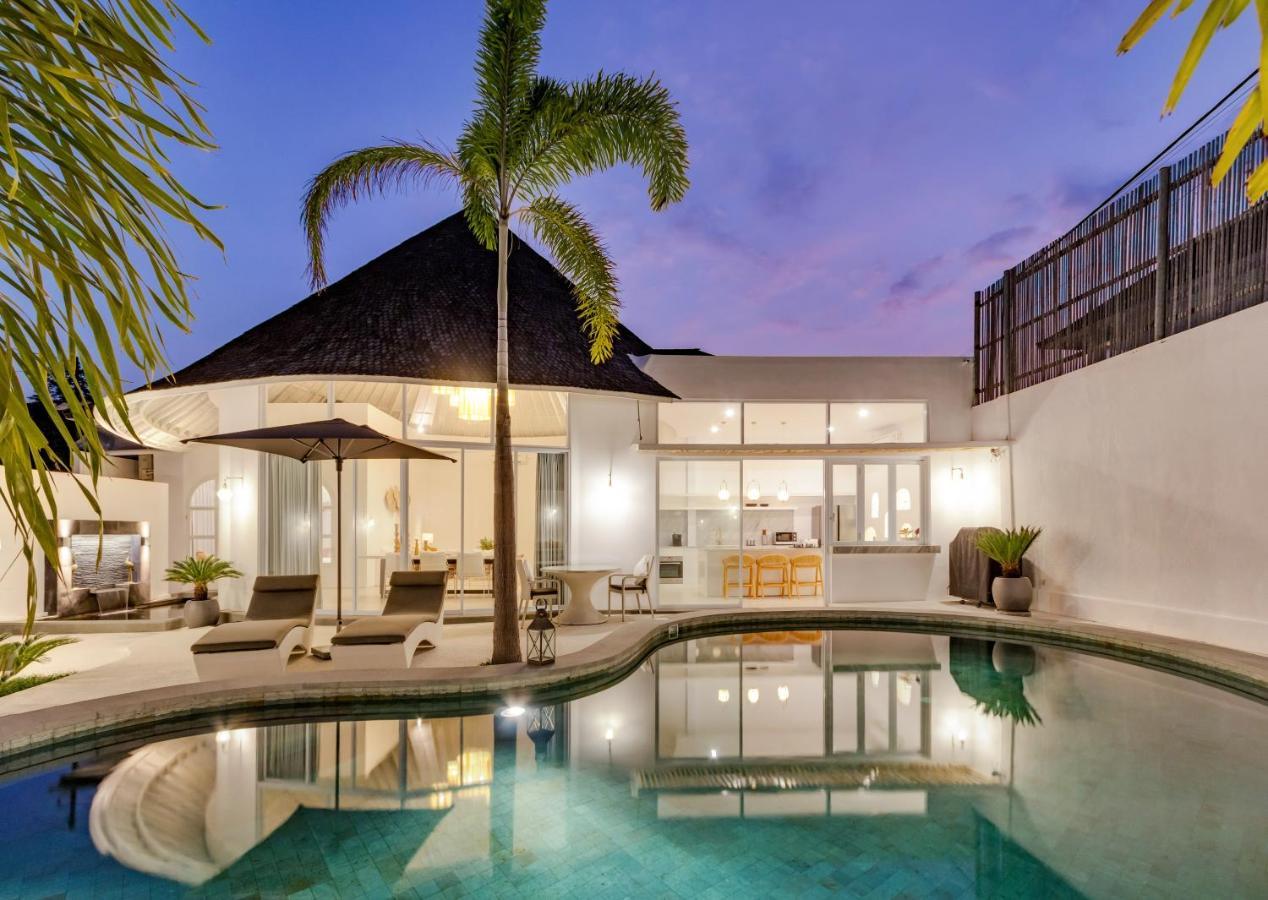 Villa Weiss Berawa Canggu  Ngoại thất bức ảnh