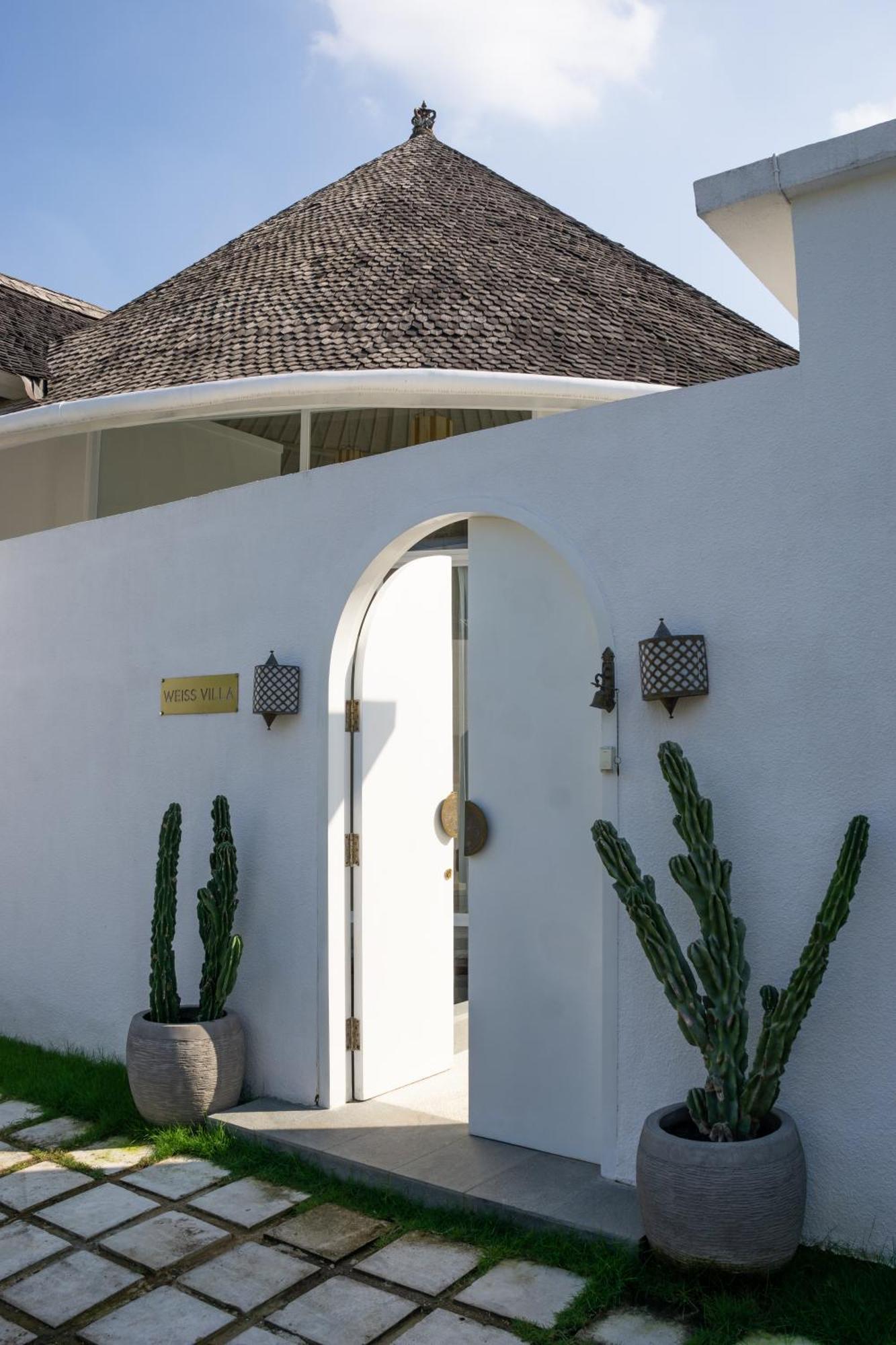 Villa Weiss Berawa Canggu  Ngoại thất bức ảnh